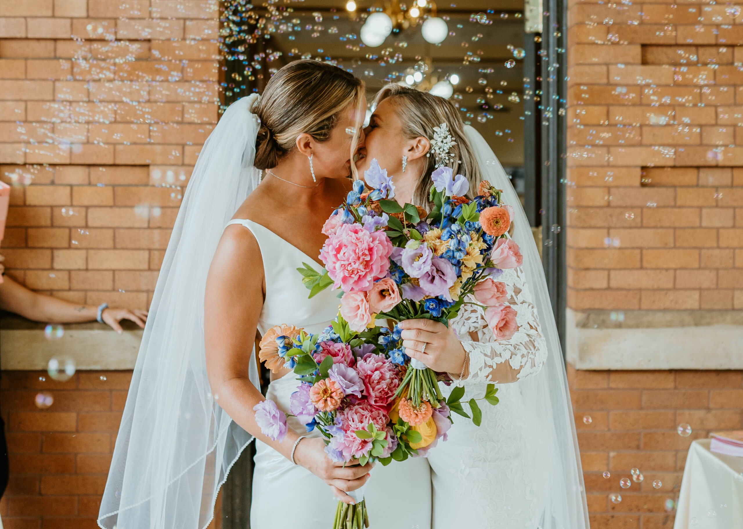7 Steps To Choosing Your Perfect Wedding Photographer | Wren and Rose Photography