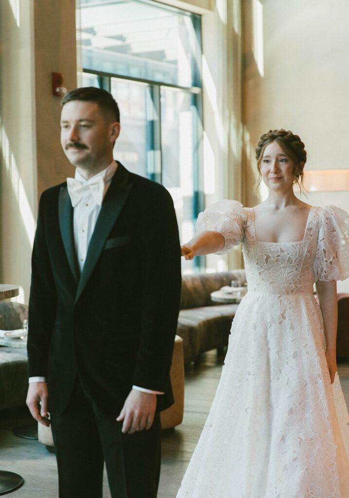 Timeless & Modern: Libby & Saville’s Art Institute Wedding in Chicago
