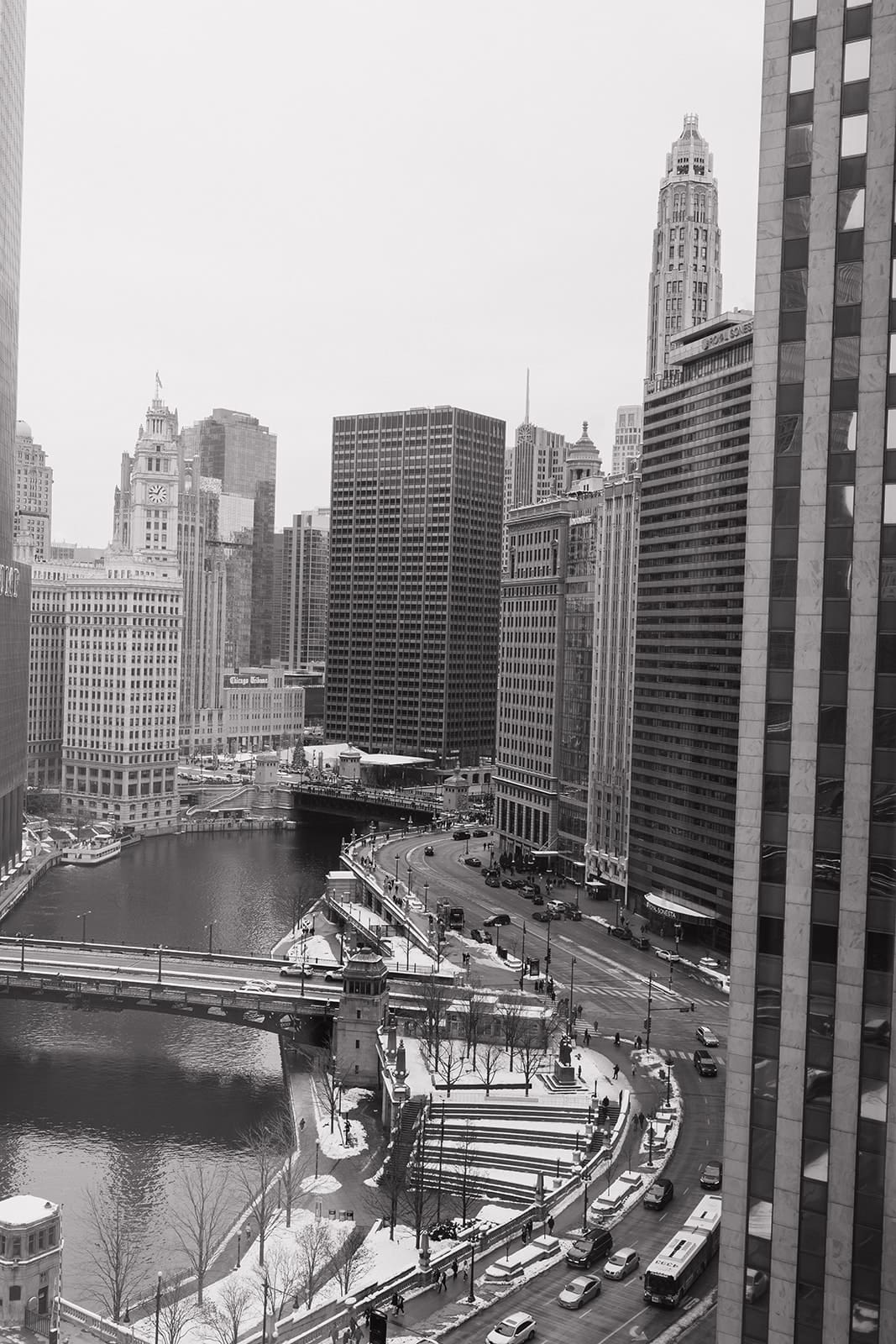 The view of Chicago from a hotel window