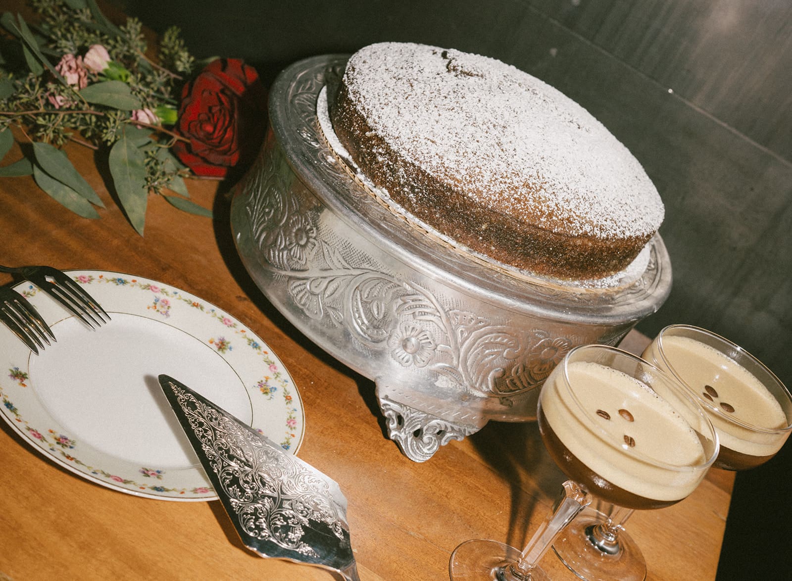 A wedding cake that fits 2027 wedding trends